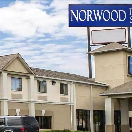 Norwood Inn & Suites كولومبوس المظهر الخارجي الصورة